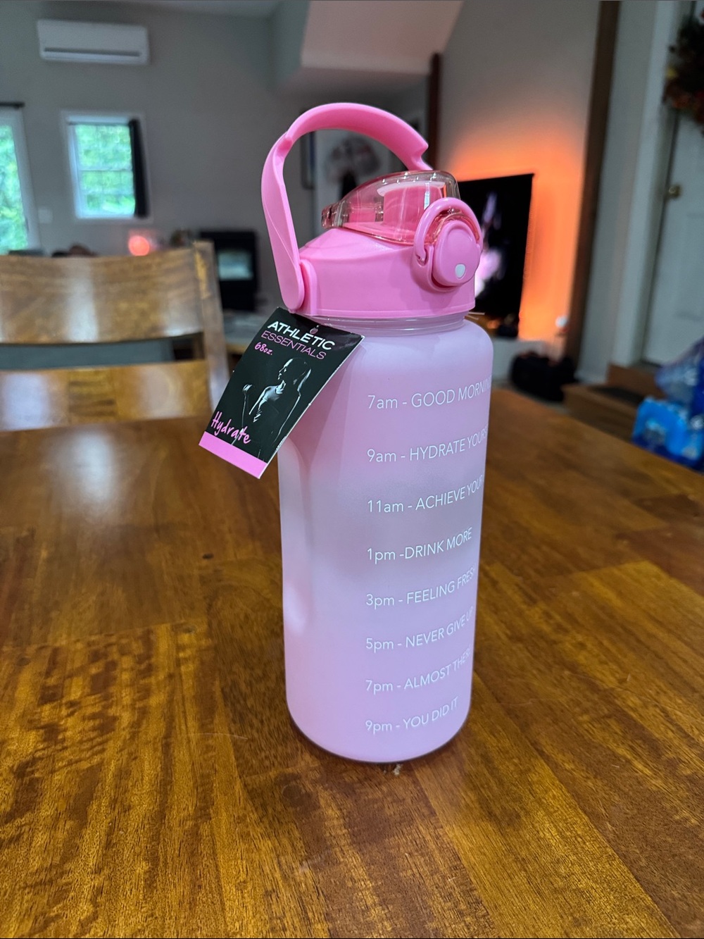 NWT Athletic Essentials 64oz Motivational Water Bottle